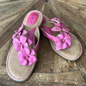 B.O.C. FLORAL PINK THONG SANDALS SIZE 8 MEDIUM